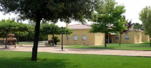 Exteriores Residencia El Jardí de l'empordà